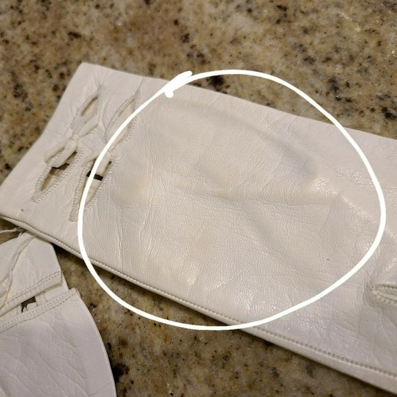 NEW Vintage Ladies White Soft Leather 8.5 " Gloves Size 5 (XS) Cutout Ribbons - Picture 10 of 12